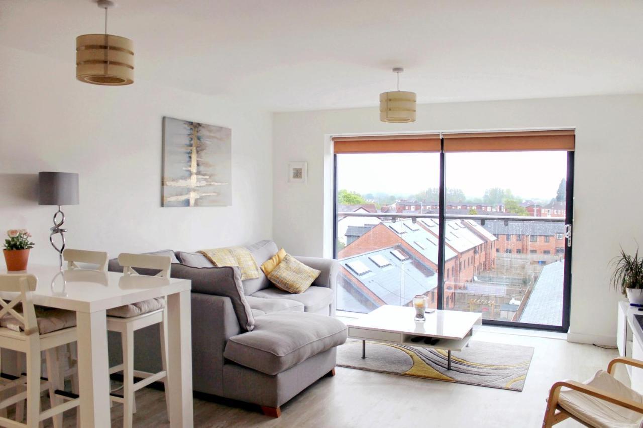 Manchester Escape - Private Room & Bathroom Near Etihad And Coop Arena - Free Secure Parking Eksteriør bilde