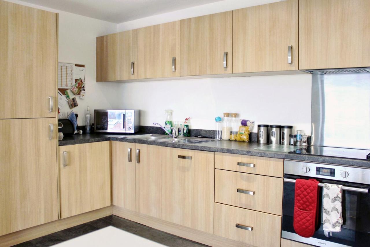 Manchester Escape - Private Room & Bathroom Near Etihad And Coop Arena - Free Secure Parking Eksteriør bilde