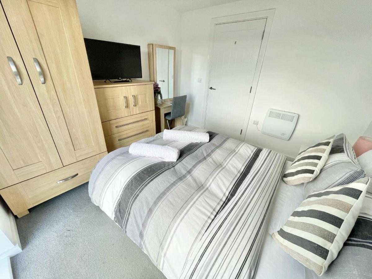 Manchester Escape - Private Room & Bathroom Near Etihad And Coop Arena - Free Secure Parking Eksteriør bilde